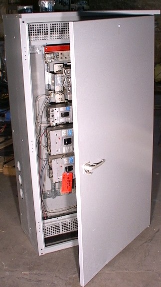 600 Amp 600 Volt Circuit Breaker Box with 7 large Breaker Switch - Click Image to Close