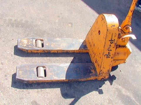 Vintage Military Navy Museum Piece Yale Lift Truck Pallet Jack - Click Image to Close