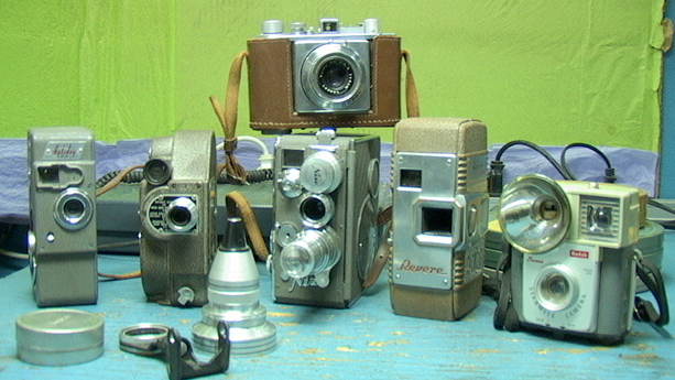 Collection of Vintage Movie Camera's + Olympus 35mm and Kodak