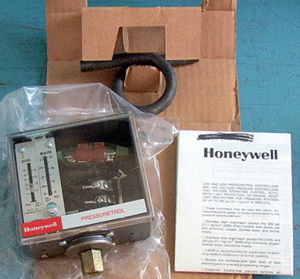Honeywell L604A1169 Pressuretrol Controller, 2-15 psi, SPST