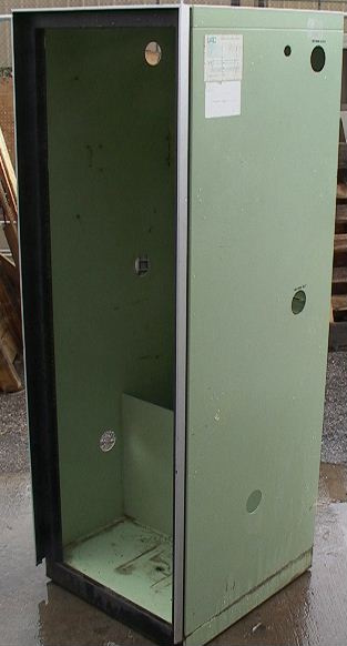 19 Inch Rackmount Cabinet 25x68" With Back Door