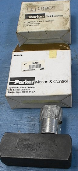 Pair of Parker 1A865 3000 PSI Hydraulic Metering Valve