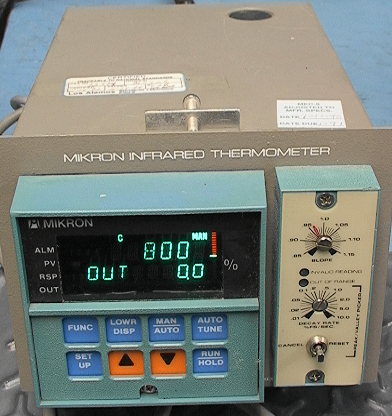 MIKRON Infrared Thermometer 1000 to 3000 degree C range
