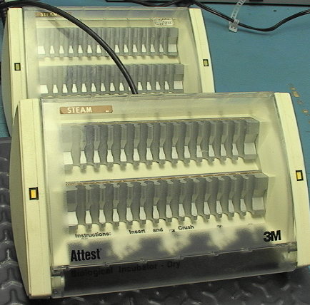 Pair Of Attest Model 126 Dry Steam Biological Incubator