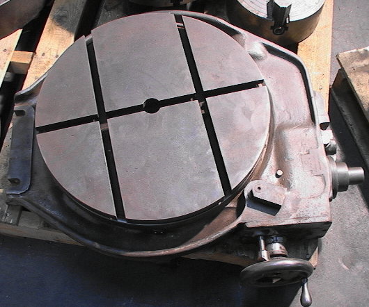 20" Rotary Table Kearney & Trecker hand-wheel and power inputs - Click Image to Close