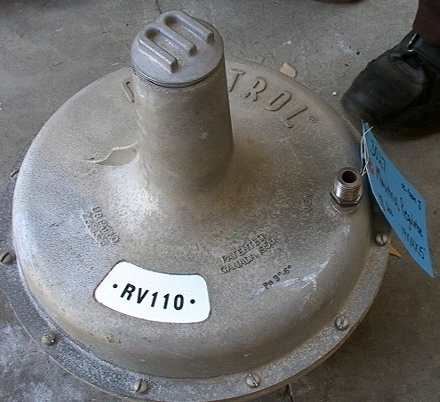 Maxitrol Gas Regulator Model # RV110 Parts Unit