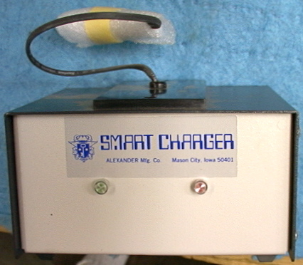 Alexander Batteries NOS Battery Charger 30VDC Model # SM12000