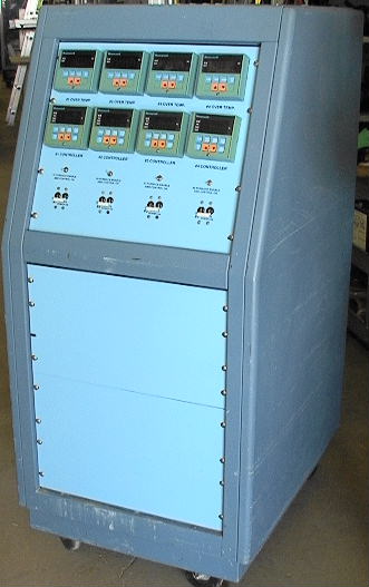 Four-Channel Furnace or Oven Controller with 4 Honeywell DC 3002