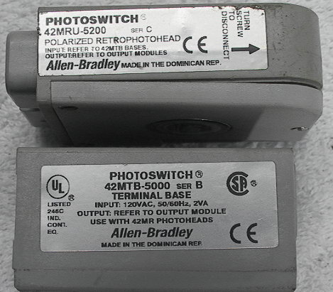 Allen-Bradley AB 42MRU-5200 & 42MTB-5000 Polarized Retrophotohea
