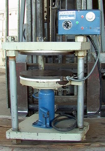 20-ton Contenti Heated Press model 175312 3-post - Click Image to Close