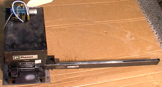 Panduit CTM28F100FA Flat Cable Terminator Press - Click Image to Close