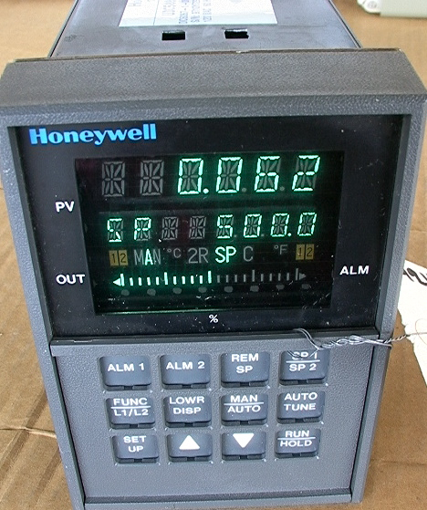 Honeywell UDC 5000 Ultra Pro Temperature Controller