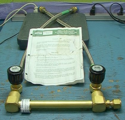 Victor High Purity 3000 PSI Compressed Gas Manifold - Click Image to Close