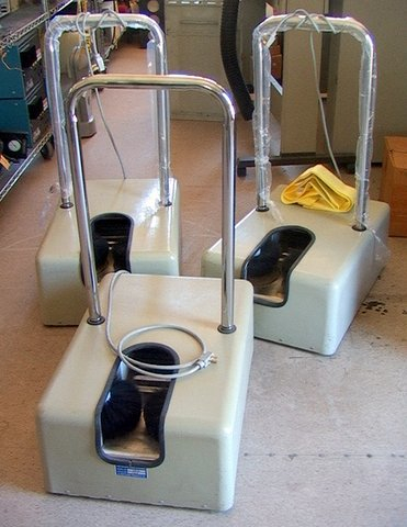 Ultra-Clean 1600-VA Motorized Shoe Cleaner as used in cleanroom