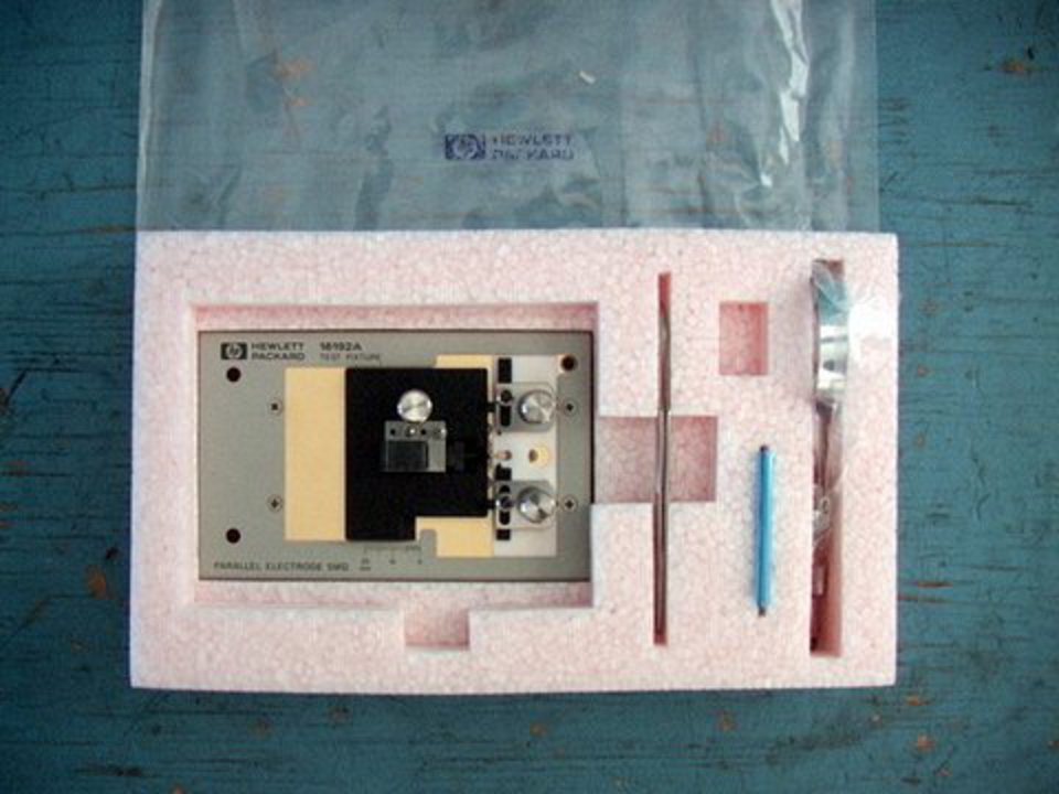 HP 16192A Parallel Electrode SMD Test Fixture