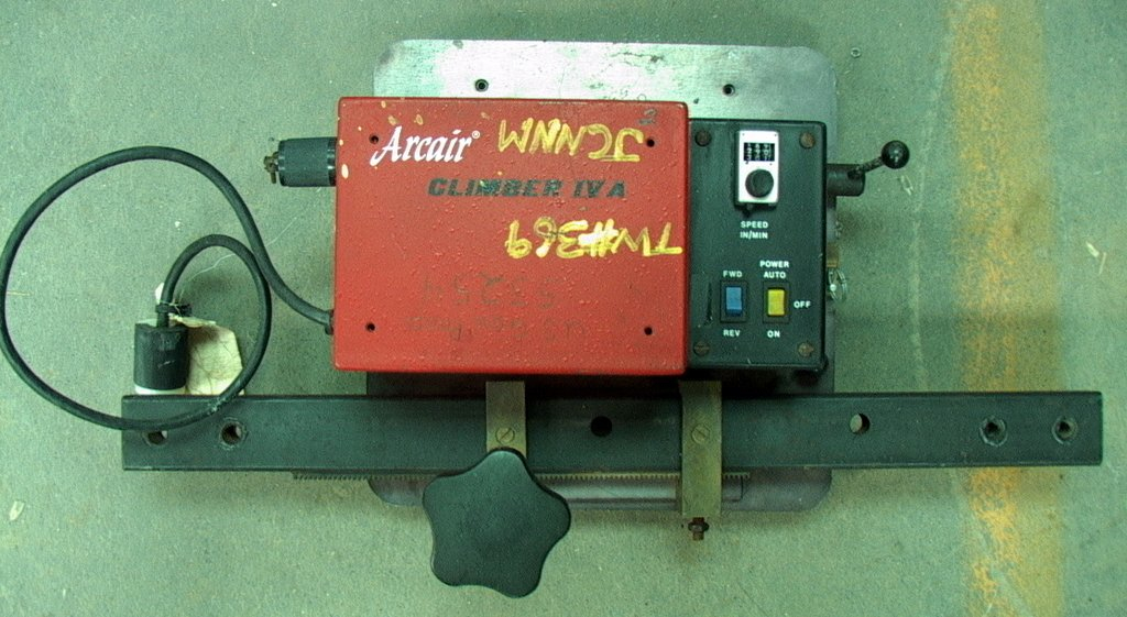 ARCAIR CLIMBER IV A m/n IV-A track Gouging torch tractor - Click Image to Close