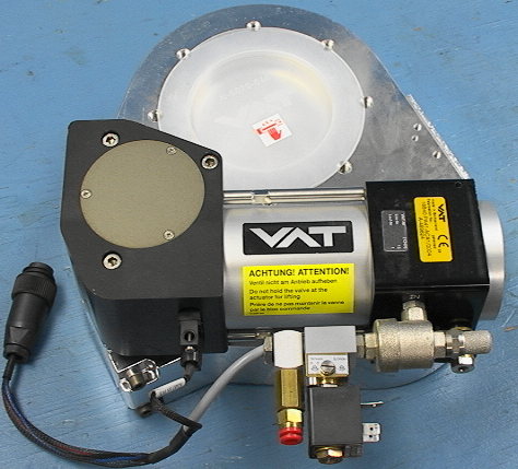 VAT Vacuum Gate Valve ~4" Air Operated Looks Like New