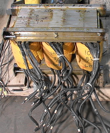 195# 3-Phase Transformer With Many Windings - Click Image to Close