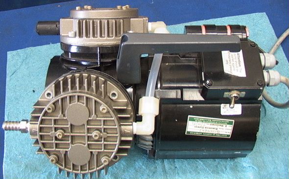 Vacuum Pump 2-stage oil-less. Fisher Scientific FisherBiotech - Click Image to Close