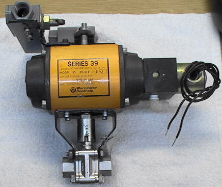 Worcester Controls Series 39 model 10 double acting Pneumatic - Click Image to Close
