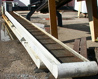 25' Knoll Slat-Band Chip Conveyor Model Number 320-S-1 With 13