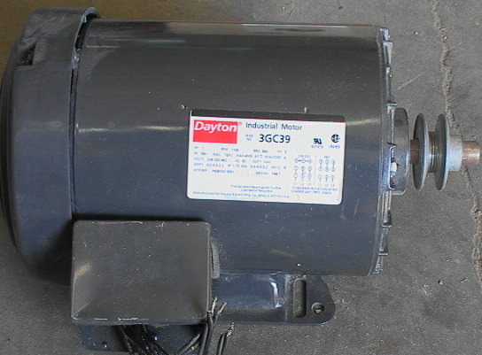 Dayton 3GC39 1HP 1140 RPM 3-Phase Industrial Electric Motor - Click Image to Close