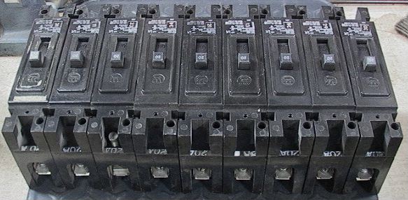 20 Amp Circuit Breaker Switch Westinghouse EHB1020 Rated 277 VAC - Click Image to Close
