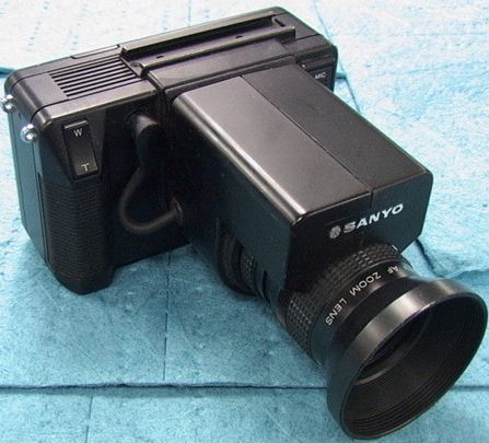 Sanyo Auto-Focus Video Sound Camera VSC 800 With 12.5 To 75mm
